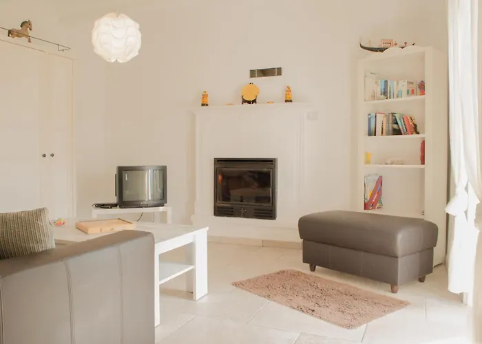 Residenza Sul Maggiore Луино