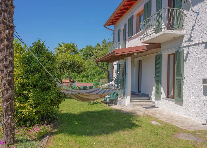 Residenza Sul Maggiore * Луино