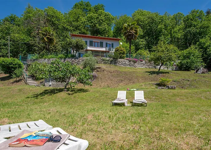 Residenza Sul Maggiore Дом отдыха Луино